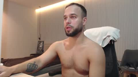 DeAlex online show from 10-31-25, 10:49