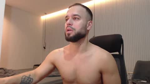 DeAlex online show from 11-18-25, 10:09