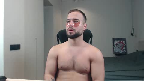 Snapshot of sandro_best chatting on 04-03-26, 09:29 DeAlex online show from 04-03-26, 09:29