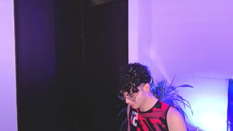 sandro_vitali online show from 10-24-25, 08:22