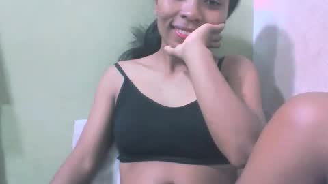 sandy735579 online show from 04-18-26, 07:58
