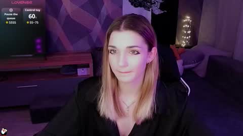 sandy_belle88 online show from 11-27-25, 07:27