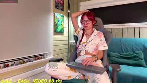 Sandy and Chris online show from 02-05-26, 04:50