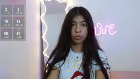 sandyy_tay online show from 12-17-25, 01:06