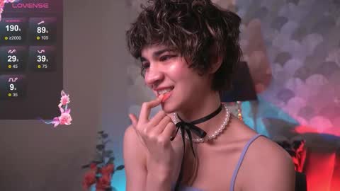 Viola  online show from 11-17-25, 08:58