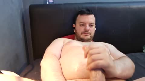 Snapshot of sanedazza chatting on 12-22-24, 12:39 darren online show from 12-22-24, 12:39