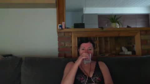 Snapshot of sanroom chatting on 02-03-25, 04:10 sanroom online show from 02-03-25, 04:10