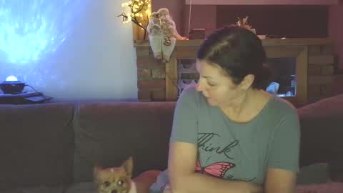 Snapshot of sanroom chatting on 11-28-25, 03:47 sanroom online show from 11-28-25, 03:47