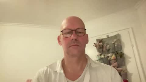 santaclausonice online show from 11-08-25, 07:41