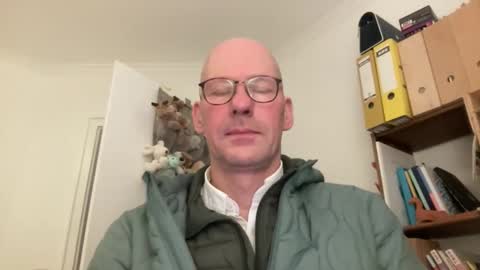 santaclausonice online show from 11-25-25, 10:54