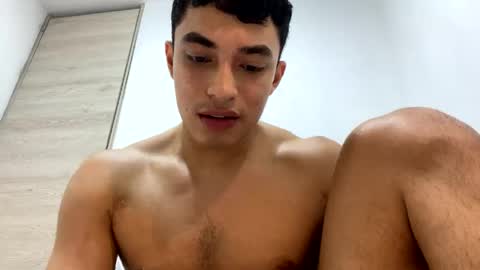 Snapshot of santi36rt chatting on 05-21-26, 11:45 santi36rt online show from 05-21-26, 11:45