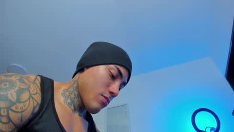 Santi Ferrer online show from 11-20-25, 02:12