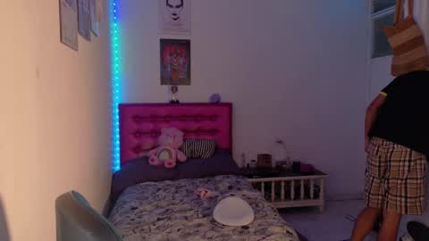 Snapshot of santi_fabulous chatting on 12-18-25, 03:01 santi_fabulous online show from 12-18-25, 03:01