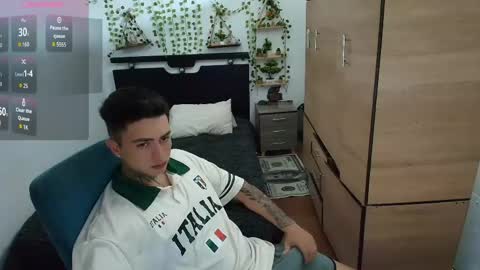 Snapshot of santi_ss chatting on 04-23-26, 11:51 santi_ss online show from 04-23-26, 11:51