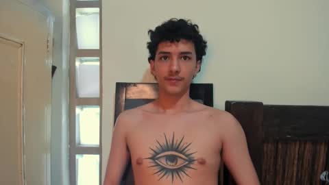 Snapshot of santi_twink19 chatting on 10-14-25, 07:58 santi_twink19 online show from 10-14-25, 07:58