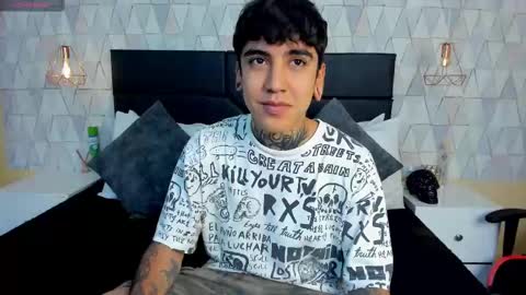 SantiAbader online show from 11-21-25, 12:04