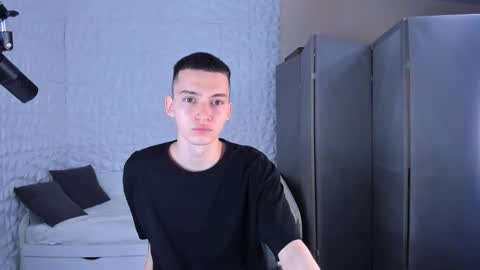 Snapshot of santiago__perez chatting on 11-18-25, 02:54 santiago__perez online show from 11-18-25, 02:54