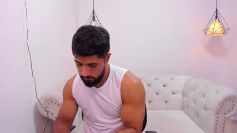 santiago_huntt online show from 12-03-24, 05:01