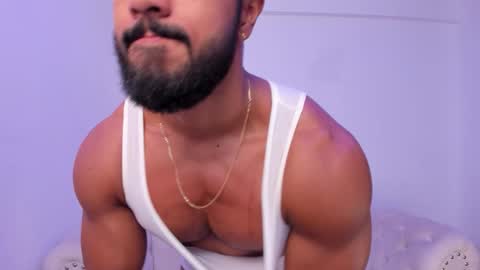 santiago_huntt online show from 10-13-25, 08:20