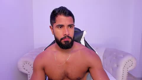 santiago_huntt online show from 12-17-25, 12:44