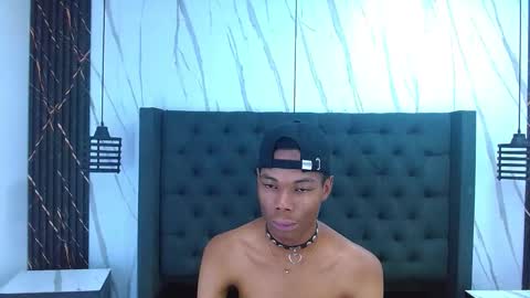 Santiiiiii  online show from 02-18-26, 10:06