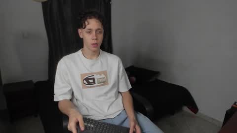 Julius Novachrono  online show from 03-24-26, 11:21