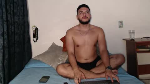 Snapshot of santiexxx chatting on 05-24-26, 02:05 santiexxx online show from 05-24-26, 02:05