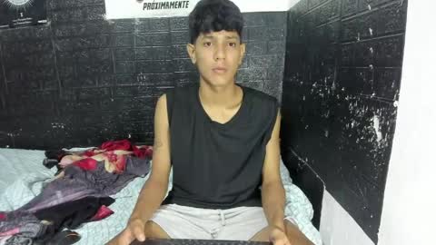 Snapshot of santos_xd chatting on 05-18-26, 04:29 santos online show from 05-18-26, 04:29