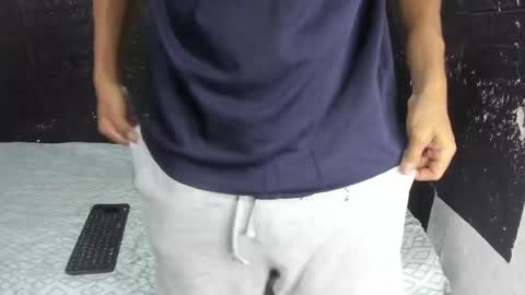Snapshot of santos_xd chatting on 05-20-26, 04:51 santos online show from 05-20-26, 04:51