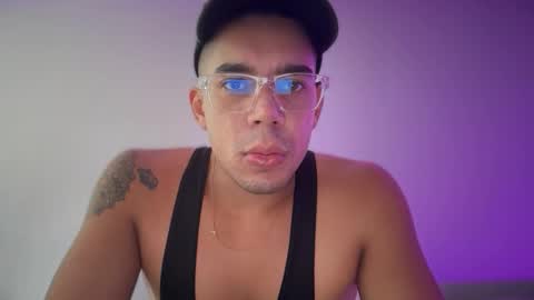 santoxxxkinney online show from 02-01-26, 06:06