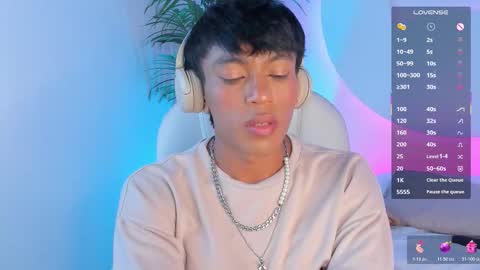 Santii online show from 10-23-25, 11:14