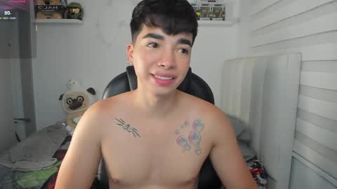 Mr. Santiago online show from 04-15-26, 01:18