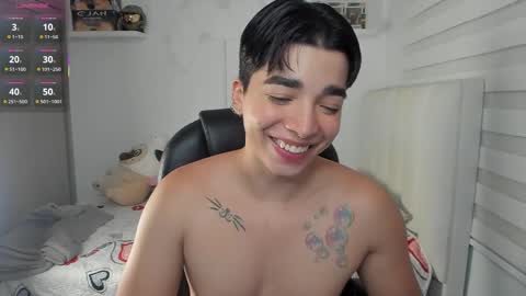 Snapshot of santy7u7 chatting on 05-06-26, 01:38 Mr. Santiago online show from 05-06-26, 01:38