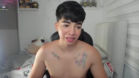 Snapshot of santy7u7 chatting on 05-09-26, 01:49 Mr. Santiago online show from 05-09-26, 01:49