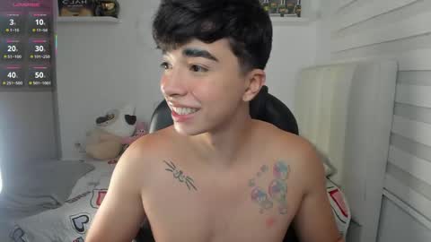 Snapshot of santy7u7 chatting on 05-14-26, 01:40 Mr. Santiago online show from 05-14-26, 01:40