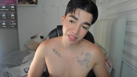 Snapshot of santy7u7 chatting on 05-21-26, 01:07 Mr. Santiago online show from 05-21-26, 01:07