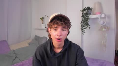 kitty online show from 02-02-26, 12:42