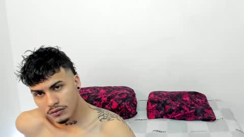 santy_of1 online show from 04-26-26, 01:09