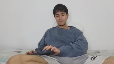 Snapshot of santybig18 chatting on 01-05-25, 04:58 santybig18 online show from 01-05-25, 04:58