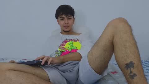 Snapshot of santybig18 chatting on 03-04-25, 12:01 santybig18 online show from 03-04-25, 12:01