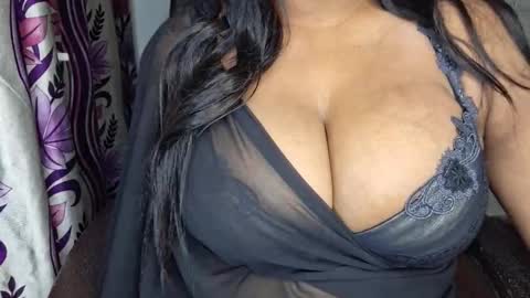 sanvi13 online show from 01-12-26, 05:40