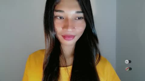 Snapshot of sanya_morenaxx chatting on 04-10-26, 03:45 sanya_morenaxx online show from 04-10-26, 03:45