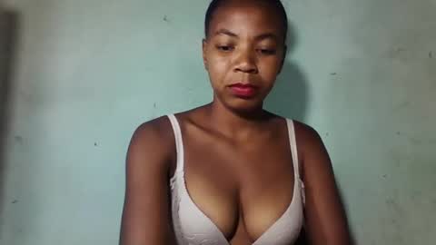 sanyah0123 online show from 12-05-25, 10:35