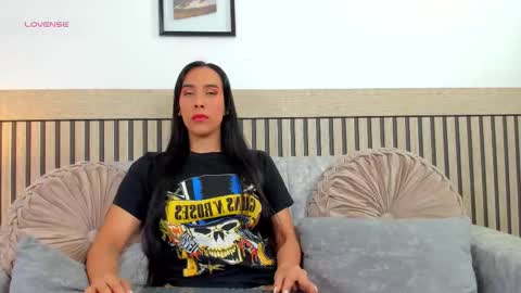 Snapshot of saori_katsumi_ chatting on 02-19-26, 11:06 SAORI online show from 02-19-26, 11:06