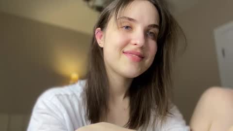 Snapshot of saphirree chatting on 02-26-26, 11:48 Anny online show from 02-26-26, 11:48