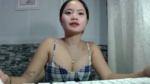 Snapshot of sapphire_amora chatting on 12-02-25, 02:34 sapphire_amora online show from 12-02-25, 02:34