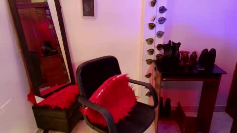 Carla online show from 11-29-25, 12:02