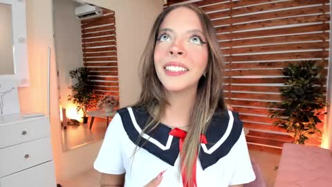 Snapshot of sapphire_venus chatting on 01-28-25, 10:01 Valerin online show from 01-28-25, 10:01