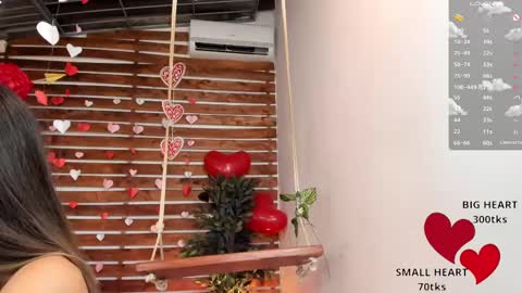 Snapshot of sapphire_venus chatting on 02-15-25, 01:31 Valerin online show from 02-15-25, 01:31