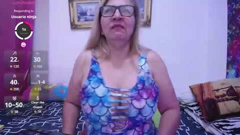 sara online show from 11-22-25, 03:05